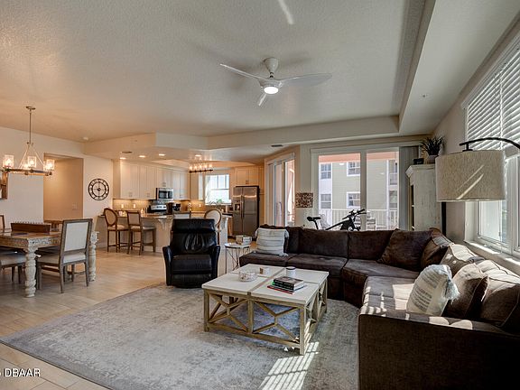 5th image of 4 Riverwalk Dr #407