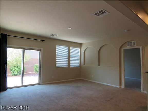 4th image of 262 Garden Trellis Ct