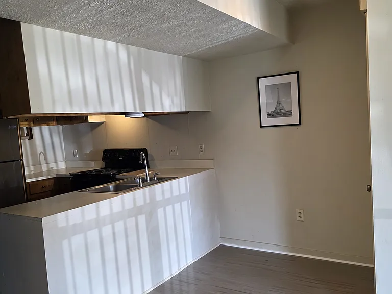 101 Colony Sq — Photo 7
