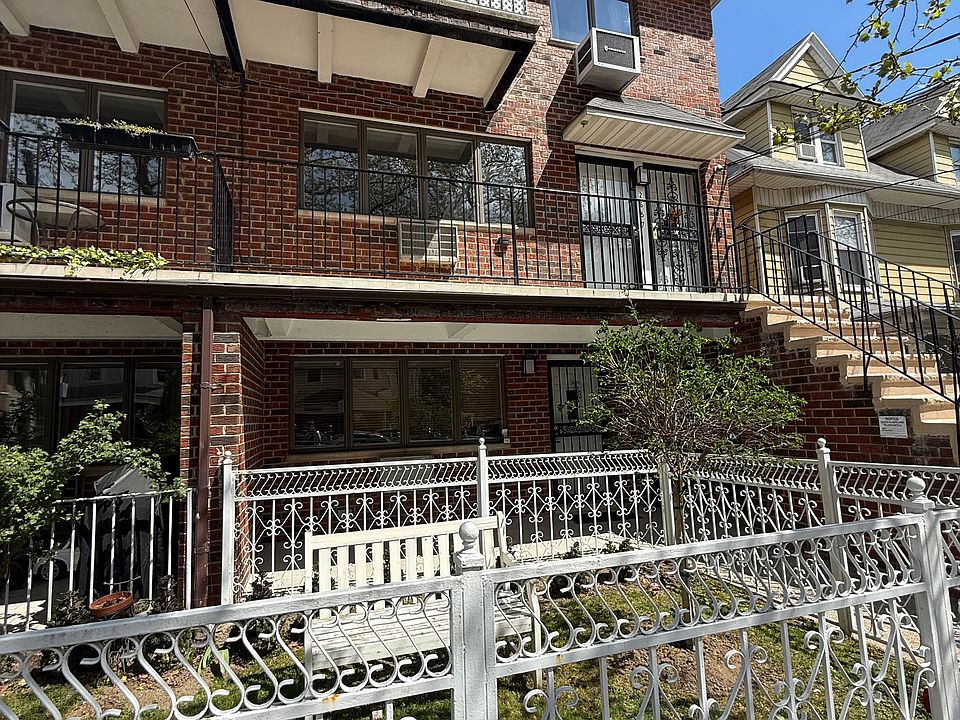 1st image of 2657 E 21st St #B2