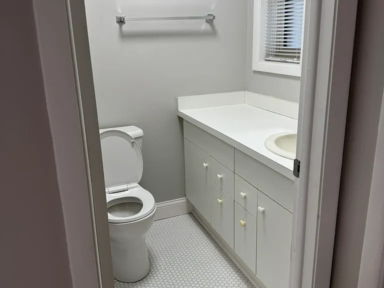 2121 Saint Johns Ave #8 — Photo 10