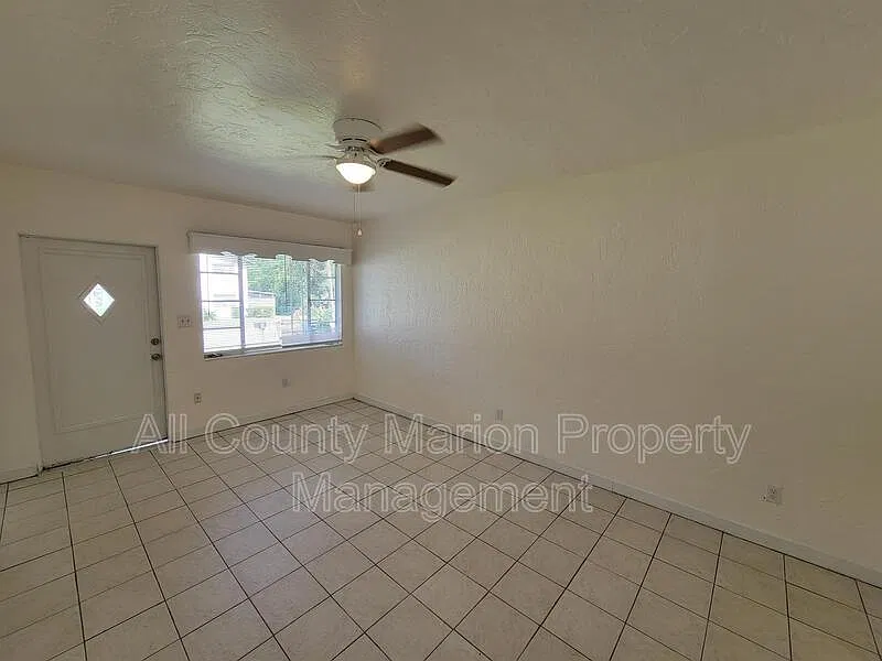 2 bed, 1.0 bath, 765 sqft, $1,000 — Photo 4