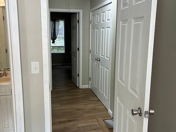 3rd image of 2962 Aspen Woods Entry