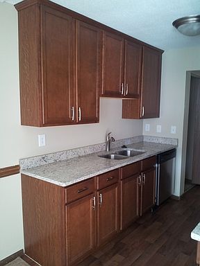 2nd image of 1950 Jade Ln #1950209