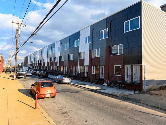 3rd image of 3357 Tulip St #C