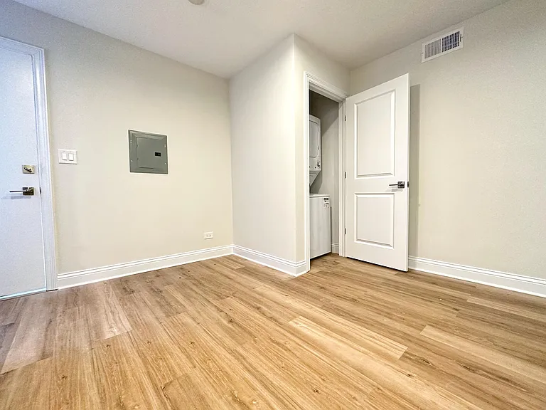 5308 N Damen Ave #2R — Photo 16