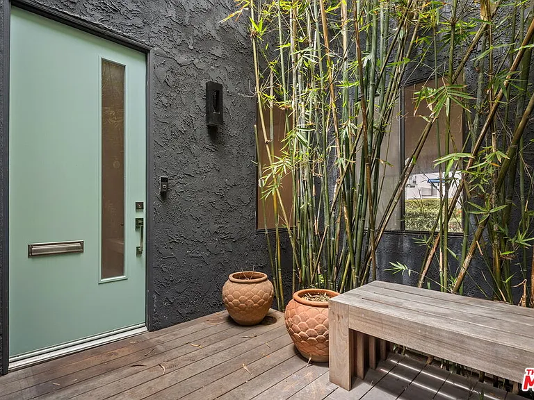 2409 Strongs Dr — Photo 16