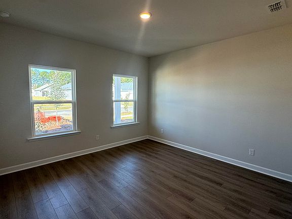 5th image of 5212 Cottage Landing Dr