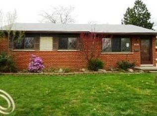 13799 Leroy St, Southgate, MI 48195