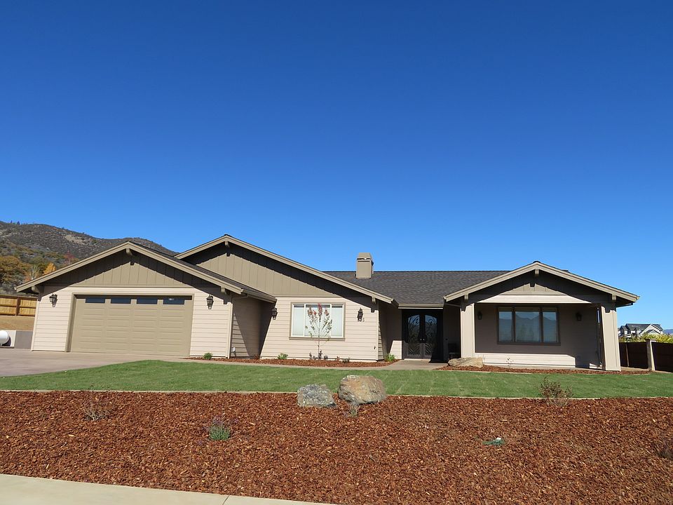 1st image of 835 N View Dr