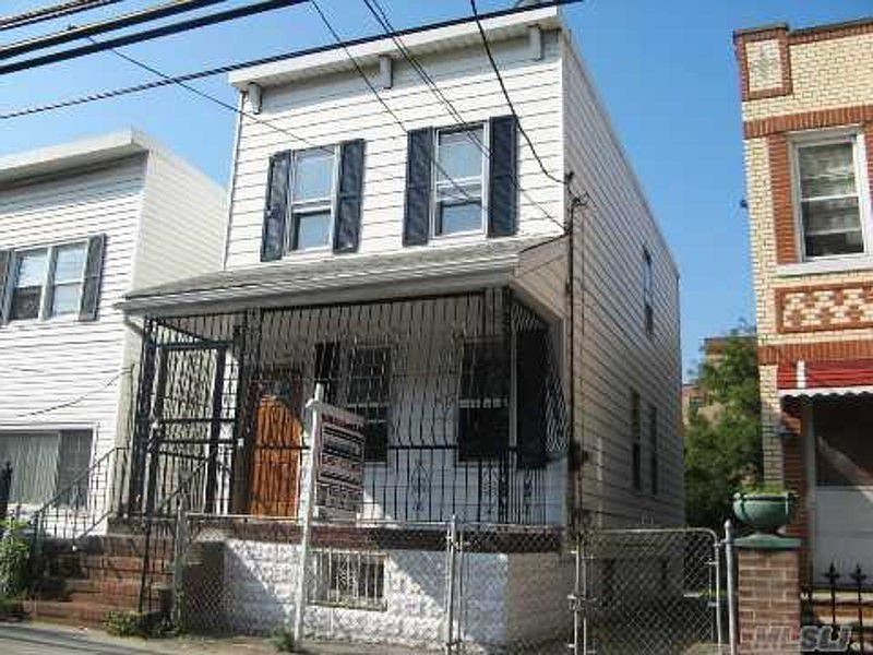 2nd image of 5308 102nd St