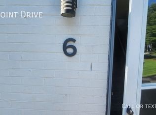 6 Southpoint Dr, Amherst, MA 01002