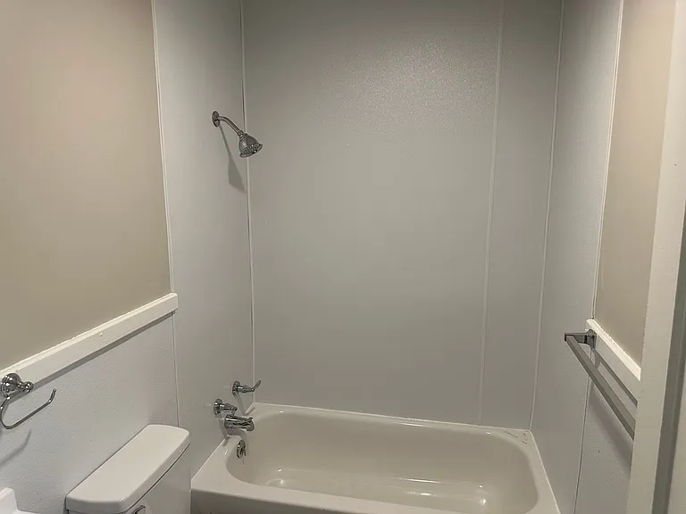 449 Stanley Ave — Photo 11