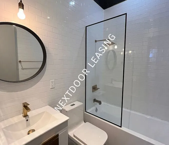 41 Van Wagenen Ave #4LM — Photo 2