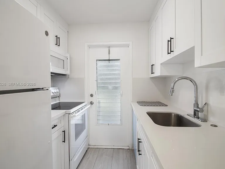 1440 SE 15th St #2 — Photo 14