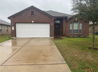 2005 Canvas Back Dr, Taylor, TX 76574