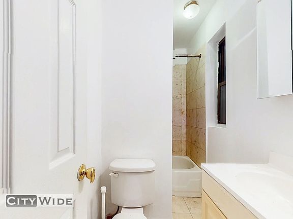 4th image of 419 E 72nd St APT 5