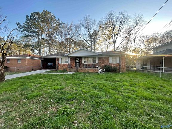 3rd image of 3027 Love Ave NW