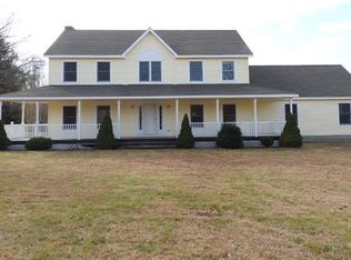 291 Town St, East Haddam, CT 06423