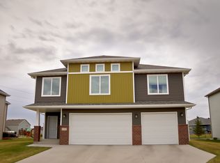4747 54th St S, Fargo, ND 58104