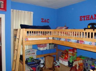 909 Highland Ave, Palmyra, NJ 08065