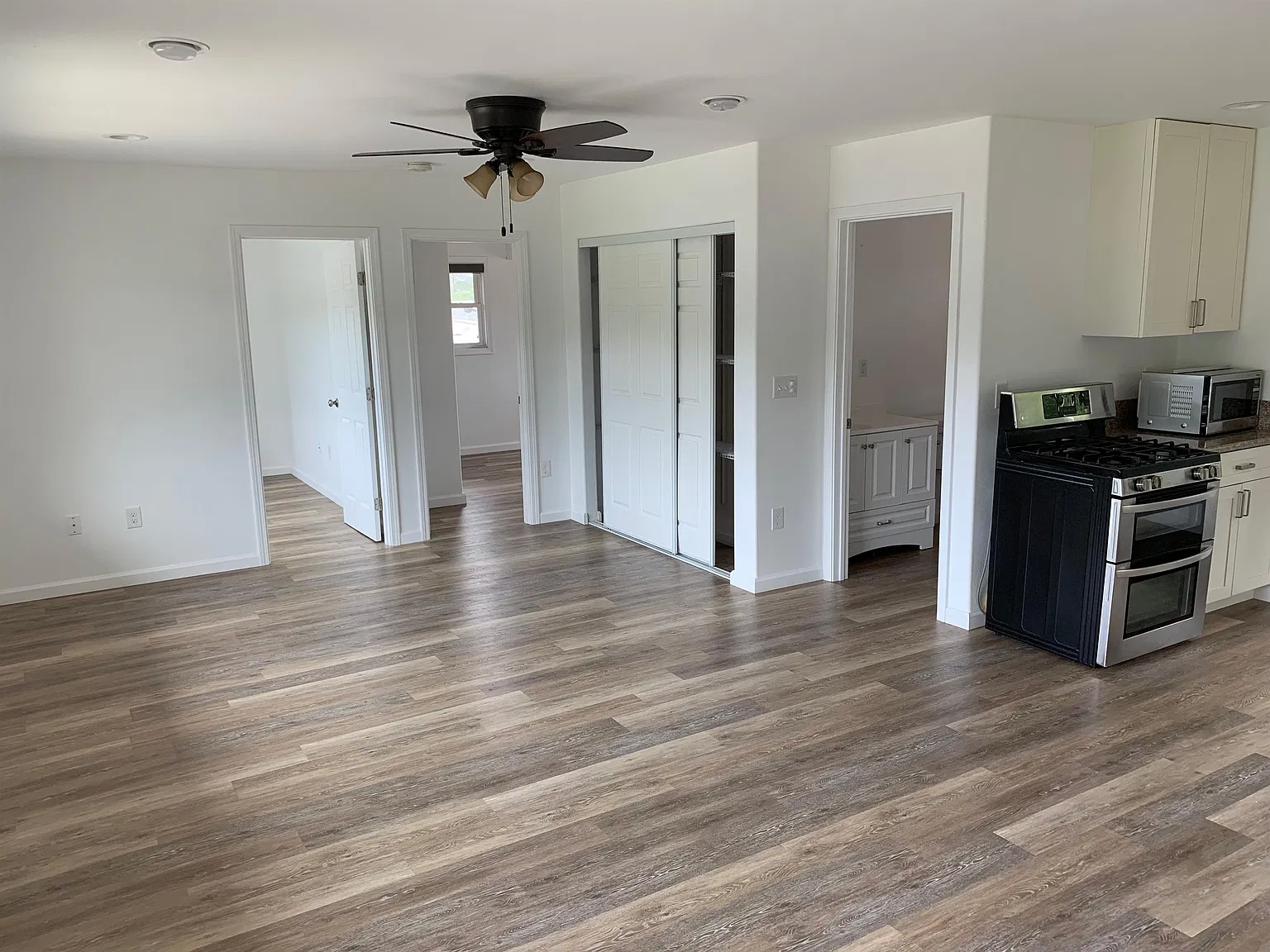 646A Akoakoa Street - 1 — Photo 4