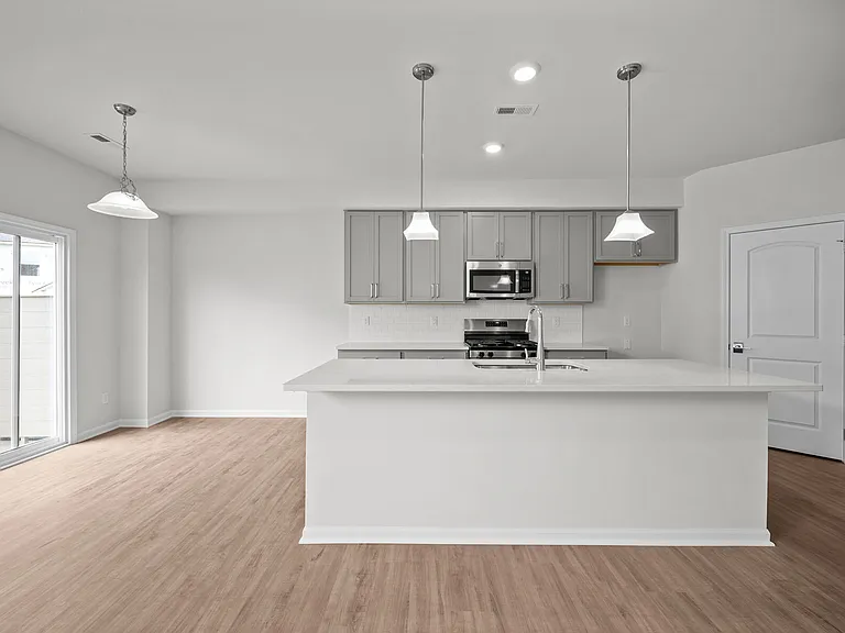 2405 Saltsprings Dr — Photo 4