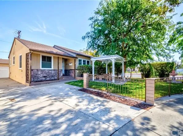 3349 Candlewood St, Lakewood, CA 90712