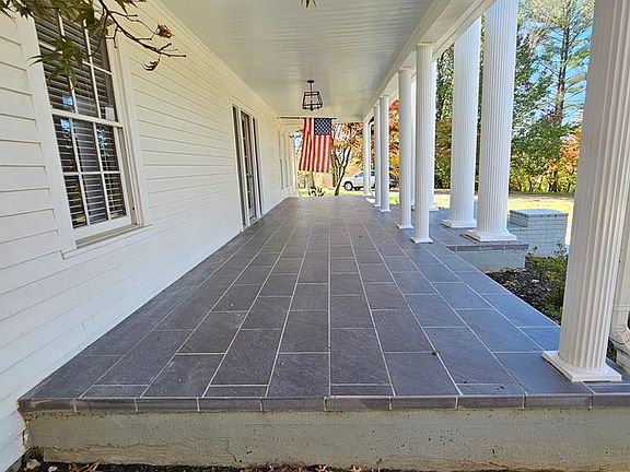 4th image of 64 Hunters Green Dr