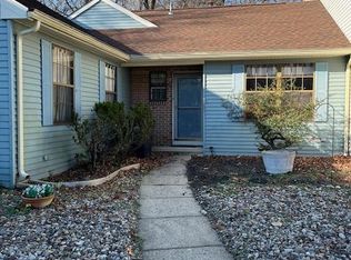 10 Stanwood Ct, Medford, NJ 08055