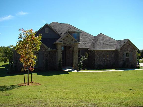 2nd image of 740 Villaverde Dr