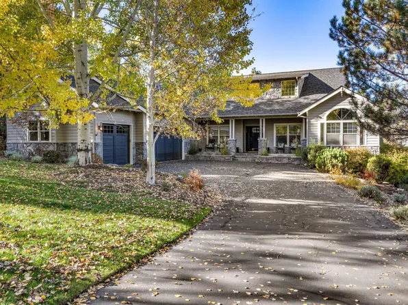 3177 NW Fairway Heights Dr, Bend, OR 97703
