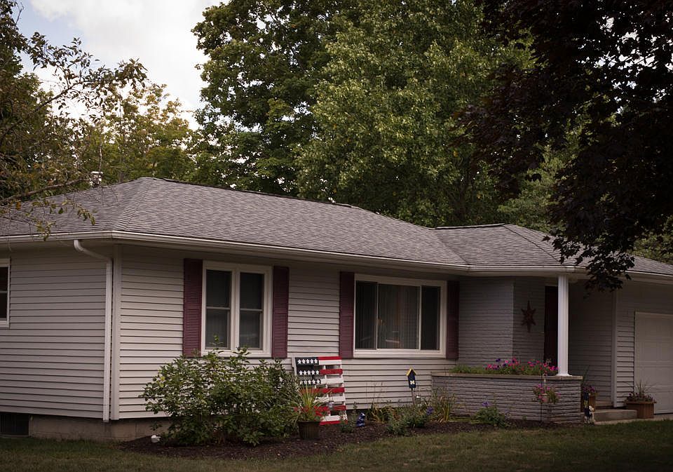 1st image of 402 N Miller St