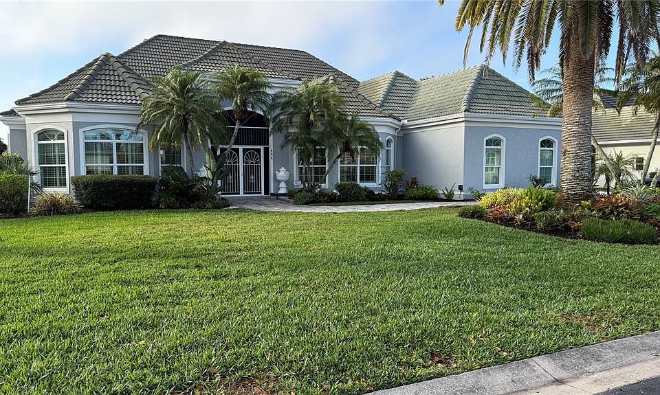 1st image of 434 Tremingham Way