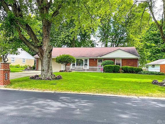 3rd image of 4460 Knob Hill Dr