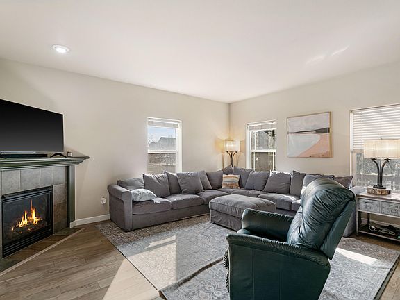 2nd image of 21266 Capella Pl