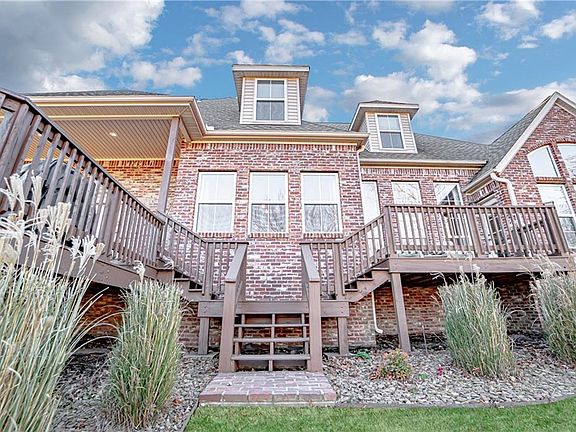 2nd image of 10984 Hearthstone Ln