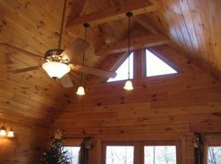 473 Roberts Ridge Ln, Nellysford, VA 22958