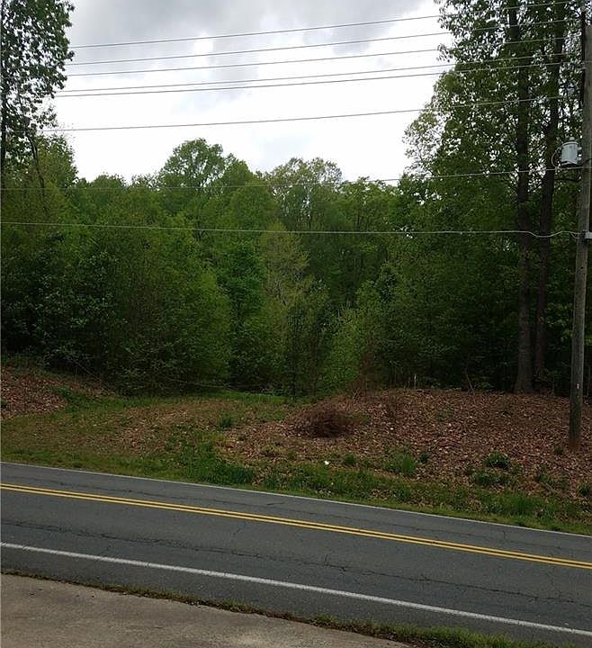 2nd image of 3938 Ebert Rd #3912