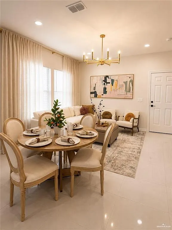 3 bed, 3.0 bath, 1376 sqft, $2,100 — Photo 3