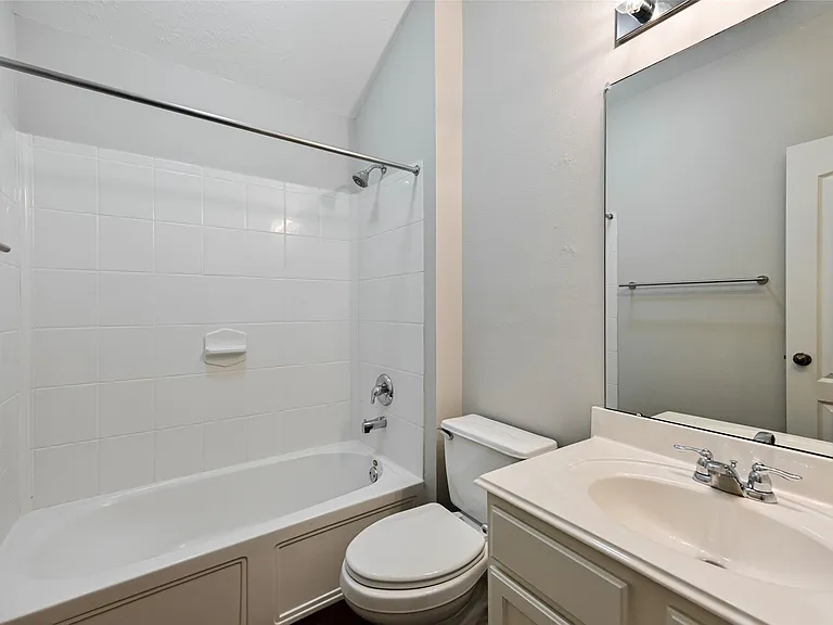 10947 Redstone Ct — Photo 6