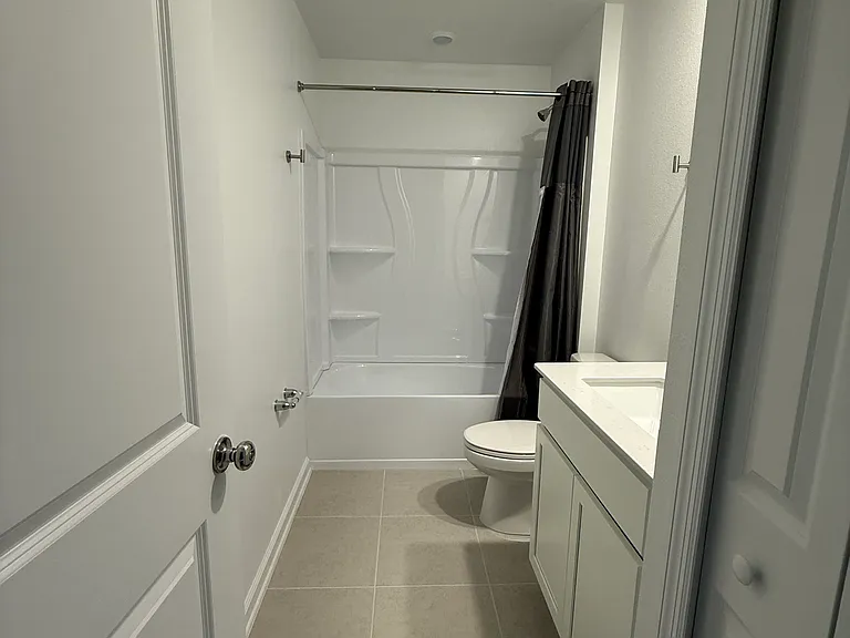3367 Alexander Dr — Photo 12
