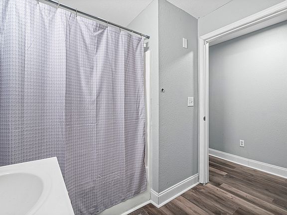 3rd image of 99 Lawson Dr APT 112