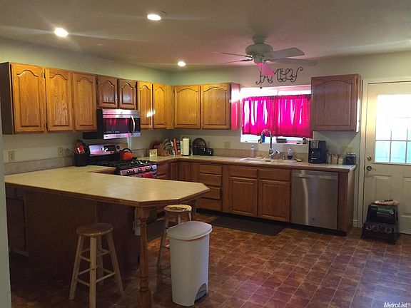 2nd image of 1522 Mitchell Ave