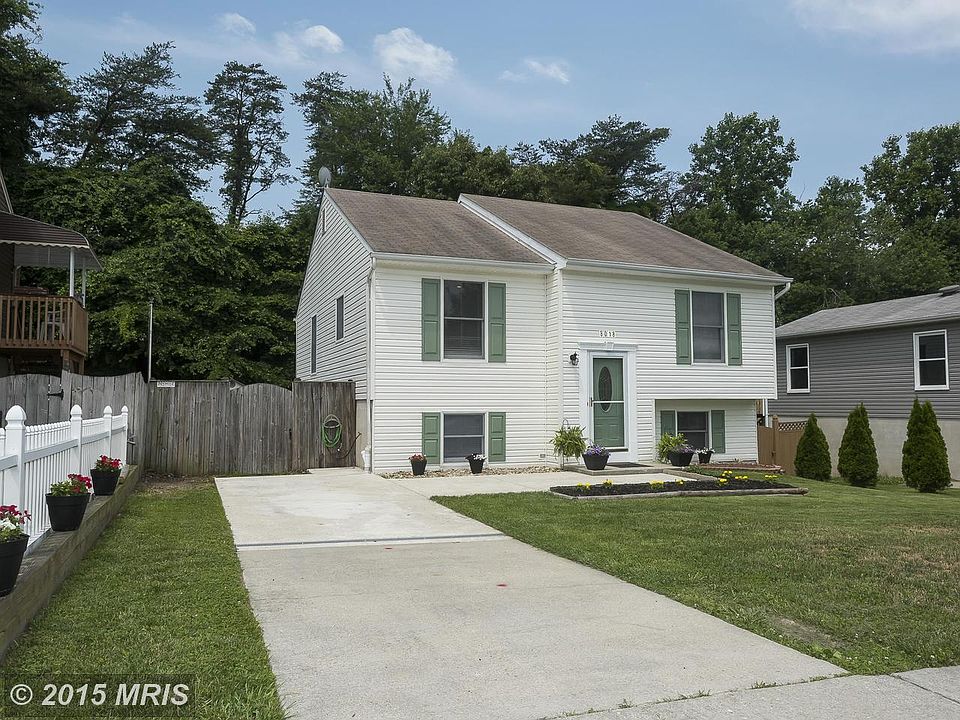 1st image of 8018 Escalon Ave