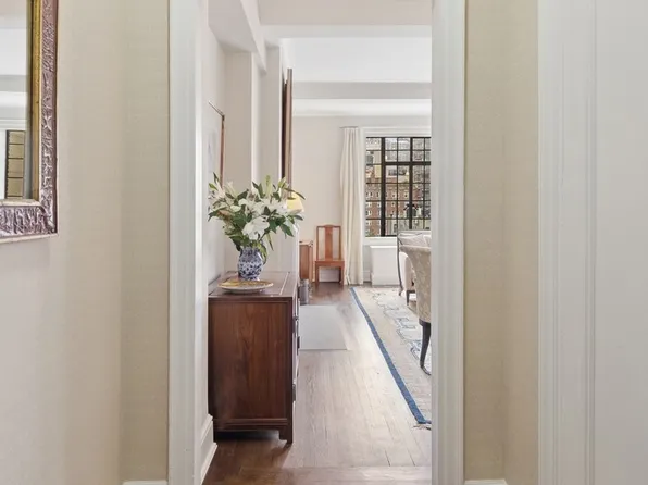 175 East 79th Street 9D image 3 of 9