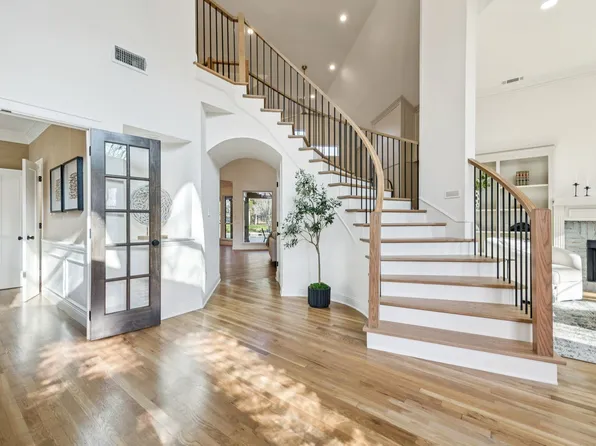 104 Royal Oaks Dr, Double Oak, TX 75077