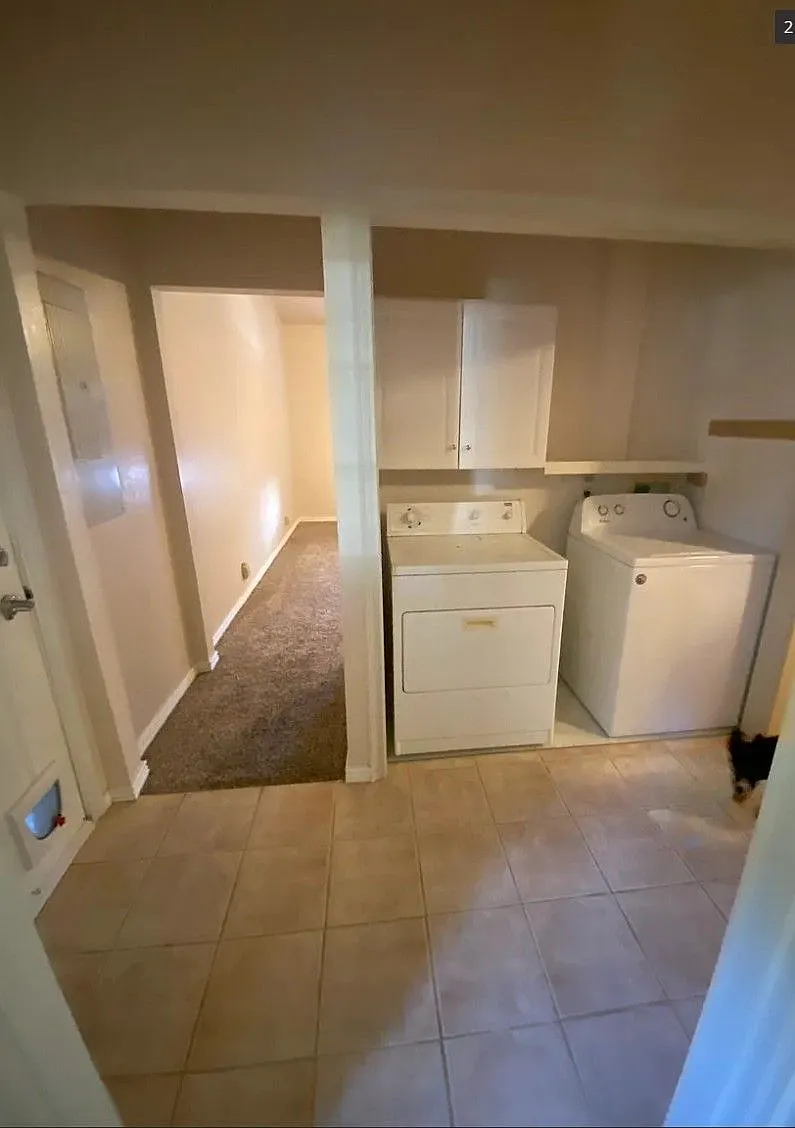 1 bed, 1.0 bath, 1000 sqft, $1,400 — Photo 2