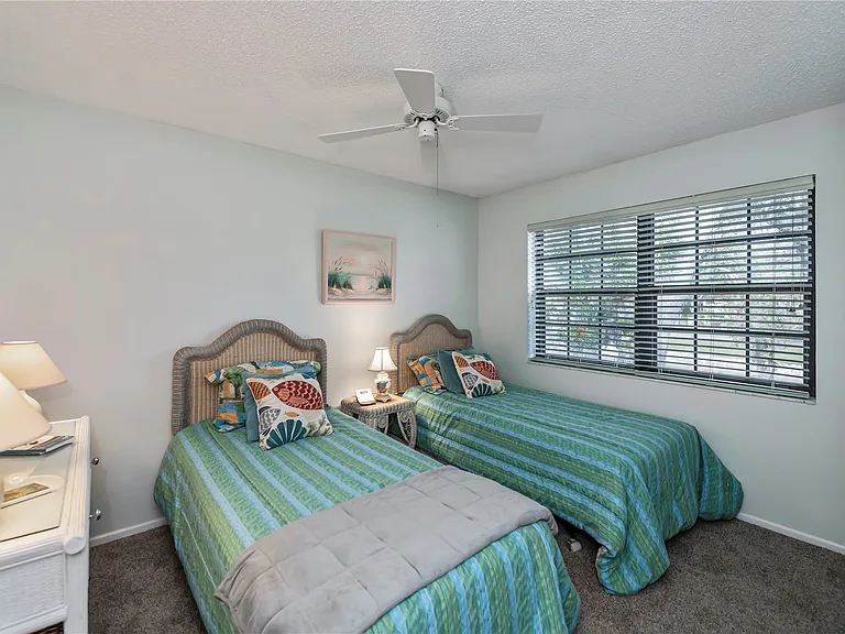19505 Quesada Ave #U201 — Photo 16