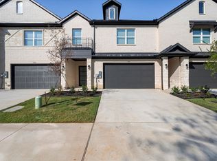 516 Marbella Dr, Arlington, TX 76013